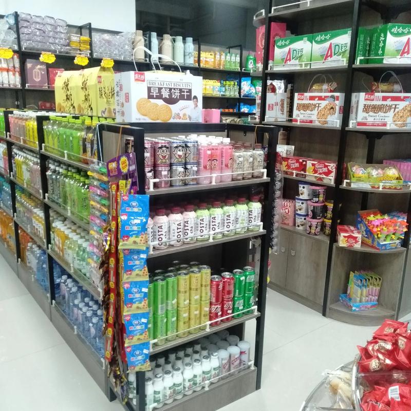 本店銷售,糧油大米,苞谷麩皮,生活用品,樣樣都齊,如有那位,